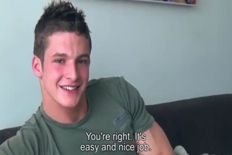 [GVC 147] hot Hunk Tugging big penis