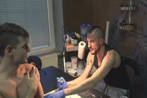 sleazy Sex For money In A Tattoo Studio