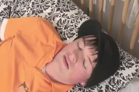 brunette hair boy Strokes Himself And Dildos wazoo