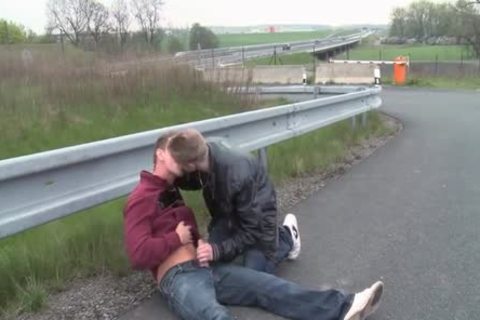 5 -- guys Nailing On The Road BB