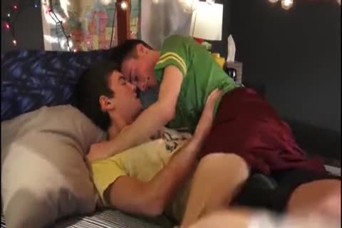 yummy Gamer boyz Play With Each Others Joysticks raw