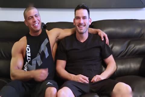 Bad twink Blake Jackson bonks Bodybuilder Sean Costin