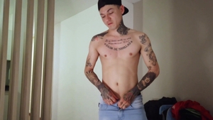 LatinLeche: Naughty hunk Axel has a taste for hard nailining