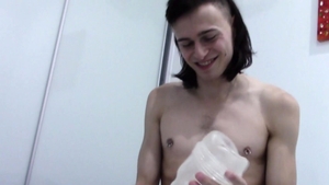 AmateursDoIt: Jamie J & Jamie toys action on the couch