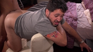 Bareback Me Daddy - Dirty mature Tommy licking big dick