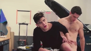 Auto Mechanic hammered A yummy Client