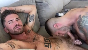 Worshipping His juicy Feet & dick Until that dude sperm [ONLYFANS]