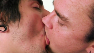 ManPuppy.com: Young Kissing receives nailed rough