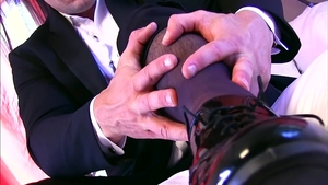 SayUncle X Gentlemen's Closet: Peeling Off Business Attire