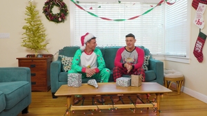 ASGmax Originals: Andrew's Xmas Surprises in the Bedroom