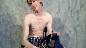 teensandtwinks: Tender Young Mark's Big Johnson Goes Solo